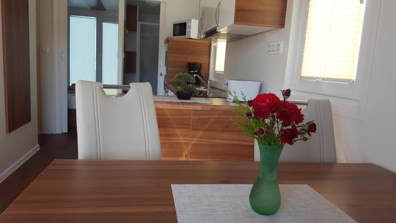 Hotel House Boat - Floating House Sofia Pula Exterior foto